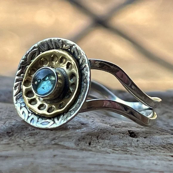 Two Tone Green Tourmaline Cabochon Sterling Silver Ring | sz 9 - Picture 7 of 11